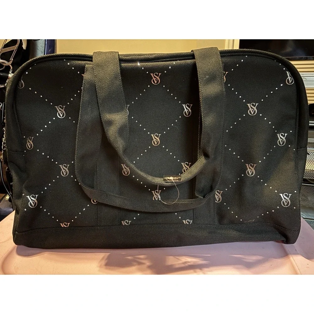 Victoria's Secret‎ Rhinestone Diamante Shine Quilted Design Duffle Tote Bag.